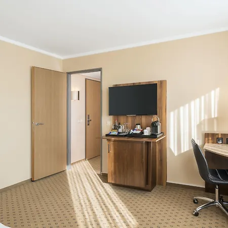Hotel Nh Altstadt 4*
