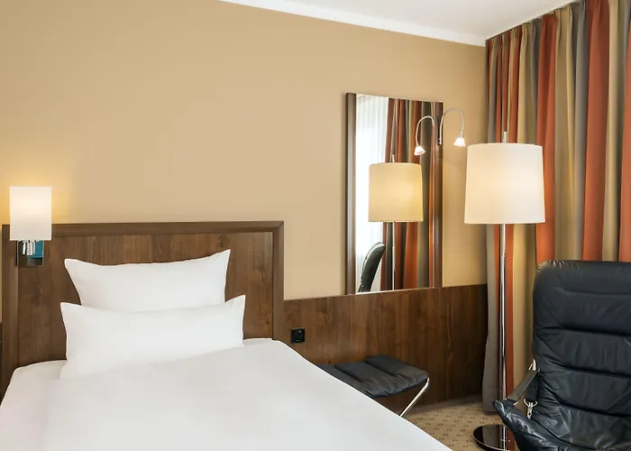 Nh Altstadt Отель 4*