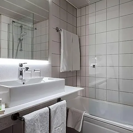 Nh Altstadt Hotel 4*