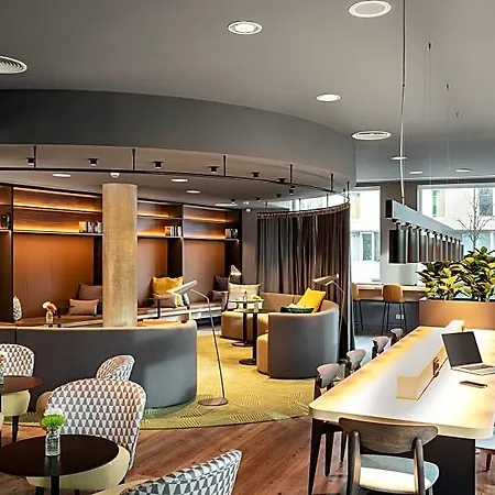 Nh Altstadt Hotel 4*