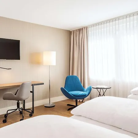Otel Nh Altstadt 4*